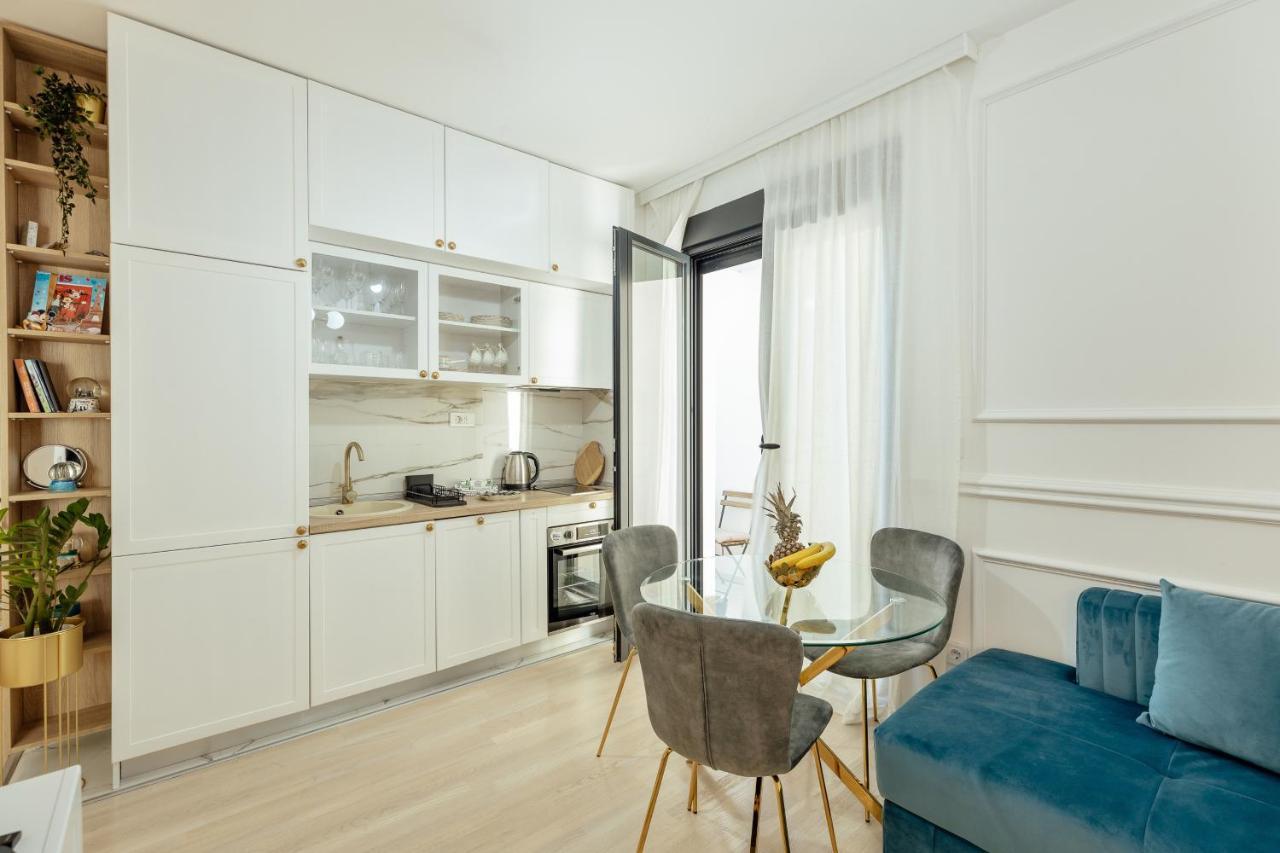 Miracle Apartment โกตอร์ ภายนอก รูปภาพ