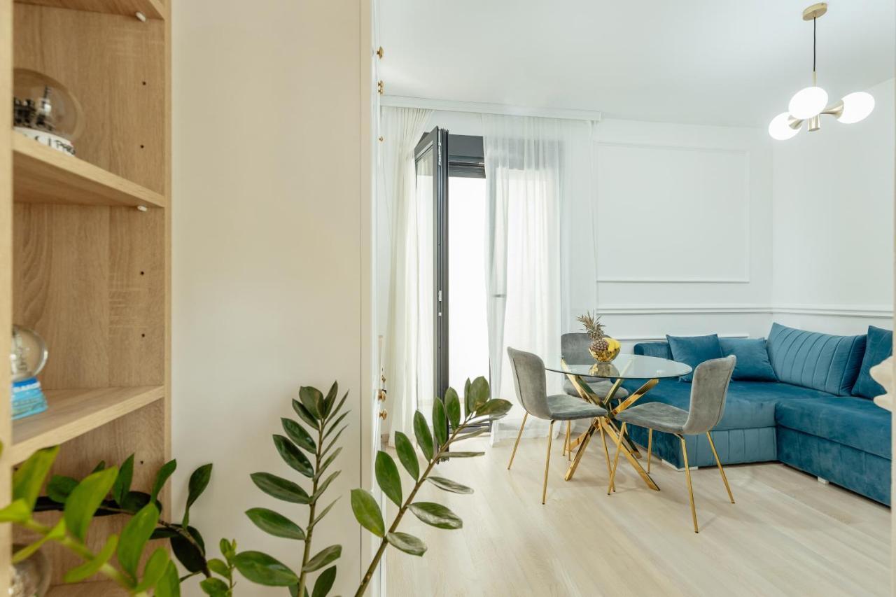 Miracle Apartment โกตอร์ ภายนอก รูปภาพ