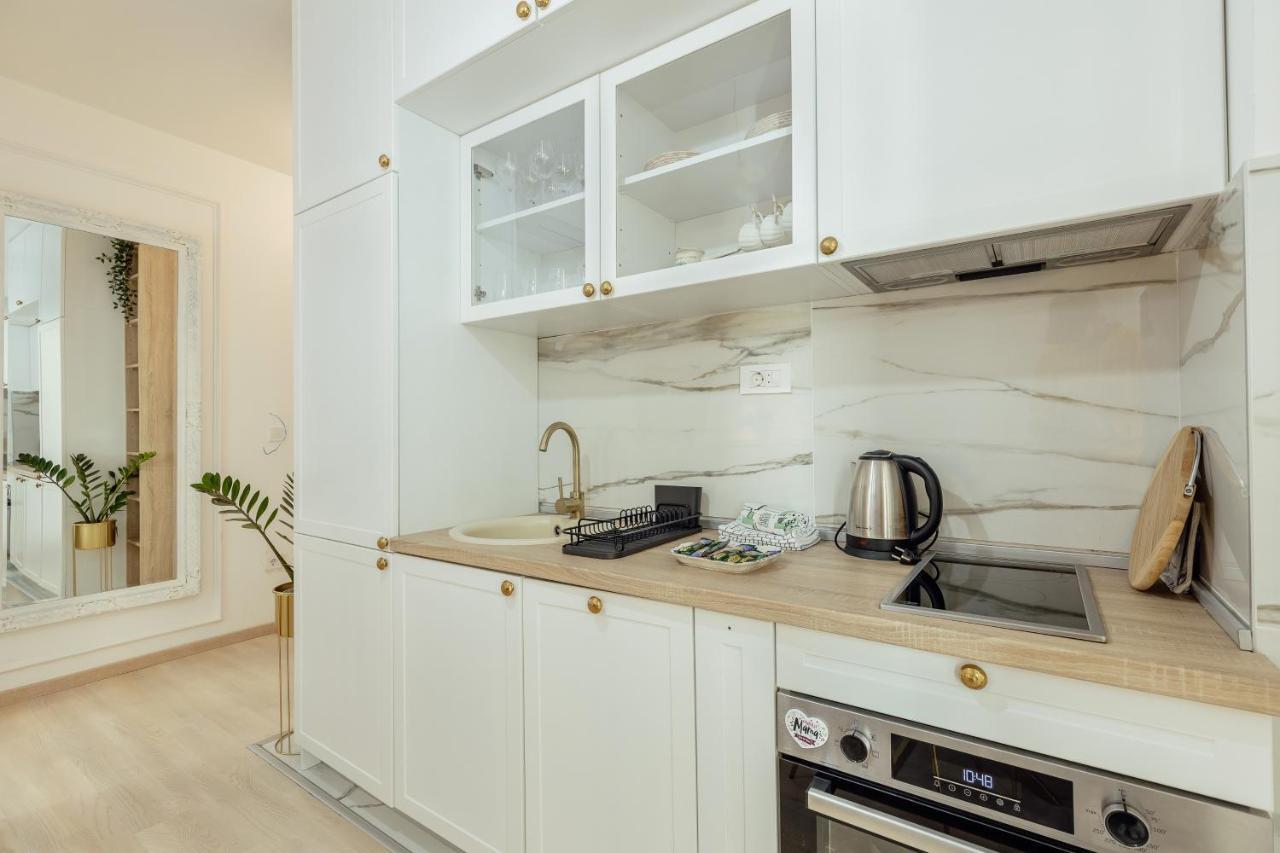 Miracle Apartment โกตอร์ ภายนอก รูปภาพ