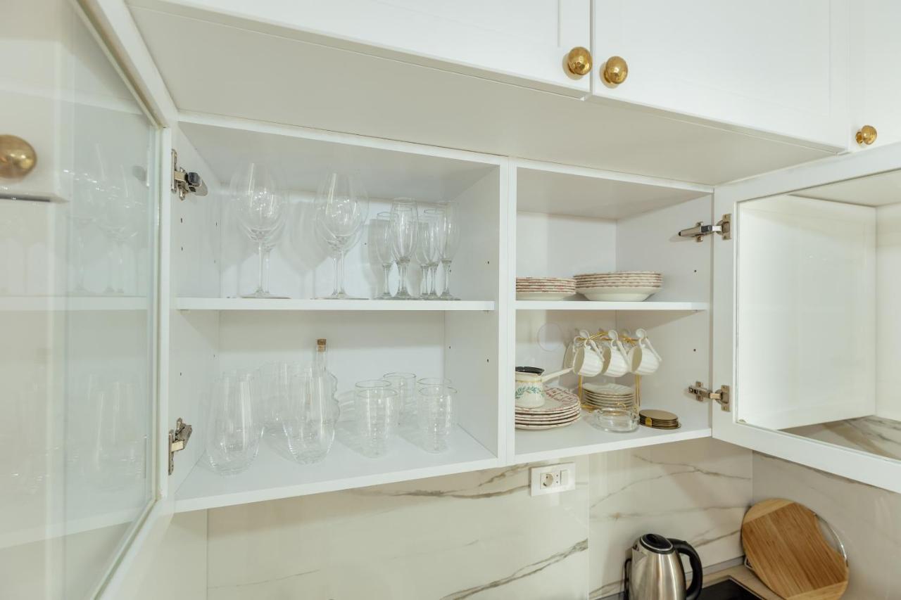 Miracle Apartment โกตอร์ ภายนอก รูปภาพ